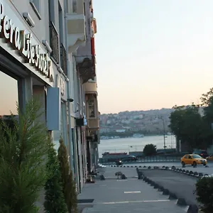 4* Hotel Pera Life